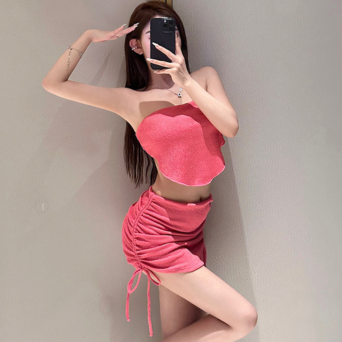 2024 new swimsuit female sexy bikini bikini three-piece Korean ins split internet celebrity swimsuit