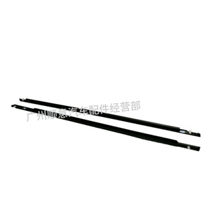 Factory Direct Sales Price from Favorable 31434998.X Front Door Glass Outer Pressure Strip L/R for Volvo S90