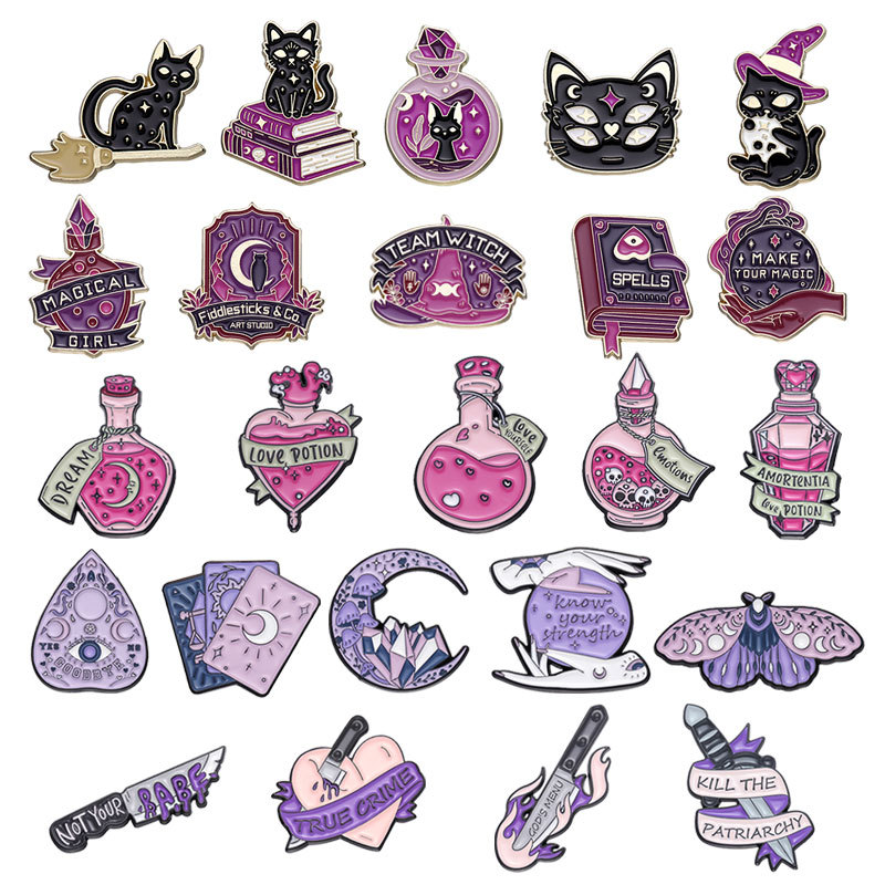 Animal, Color Block Pattern Simple Style Classic Style Pin Animal Color Block Alloy Stoving Varnish Unisex Brooches