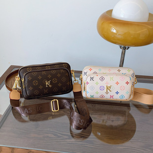 �羳����Ů�¿�С����͹ŷ����r�аٴ��玧б������ذ�bags