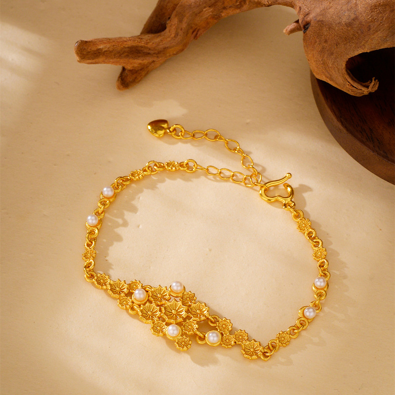 Monet water lily series new retro high-grade inlaid pearl flower jewelry imitation gold bracelet wholesale live high color retention