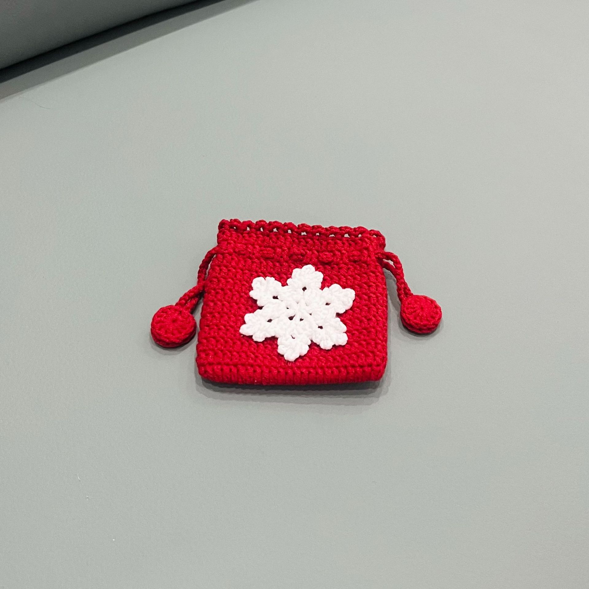 Copos de nieve rojos 9x10cm