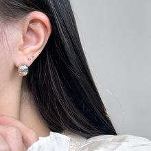 新款几何冷淡风金属耳环简约小众设计慵懒风时尚法式耳圈耳饰女