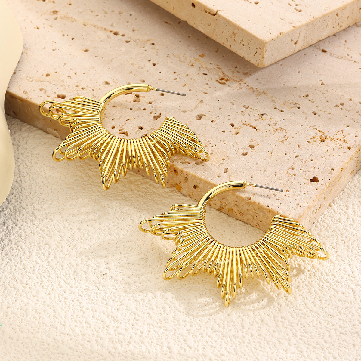 Multi-layer Heart Drop Earrings Gold Geometric Hoop Earrings_voghion.com