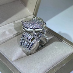 石の女性のハート型の指輪のジルコンのアクセサリーの外国貿易の経典の女性の指輪の卸売りの満石の指輪