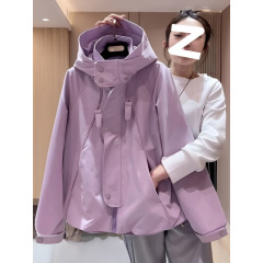2025春秋新款短外套连帽宽松冲锋衣女款夹克薄款休闲风衣棒球服潮