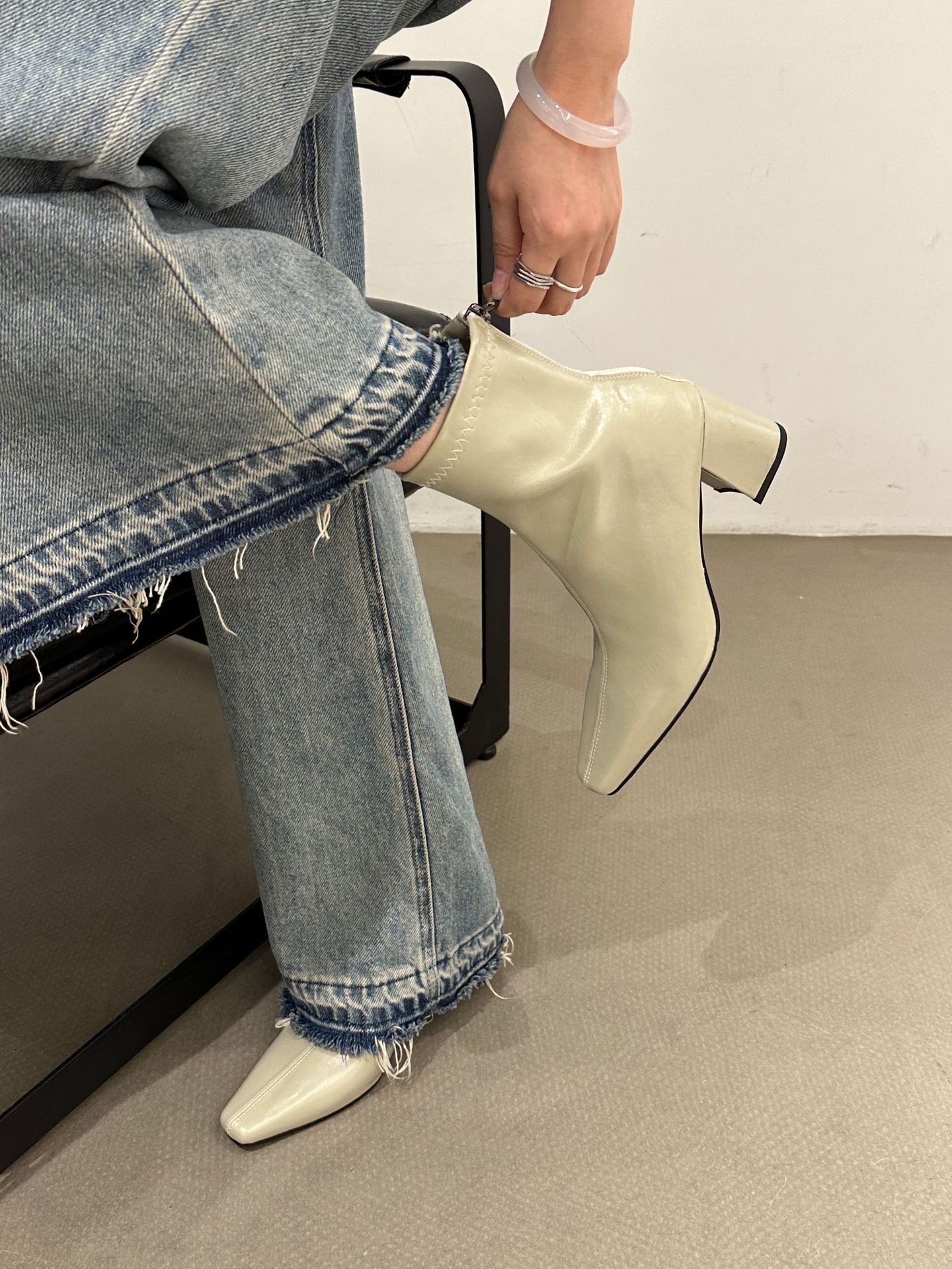 ShoeVault Korean Style Minimalist Soft Leather Stretch Slim Bare Square Toe Chunky High Heel Short Slimming Height Increasing_vogvips.com