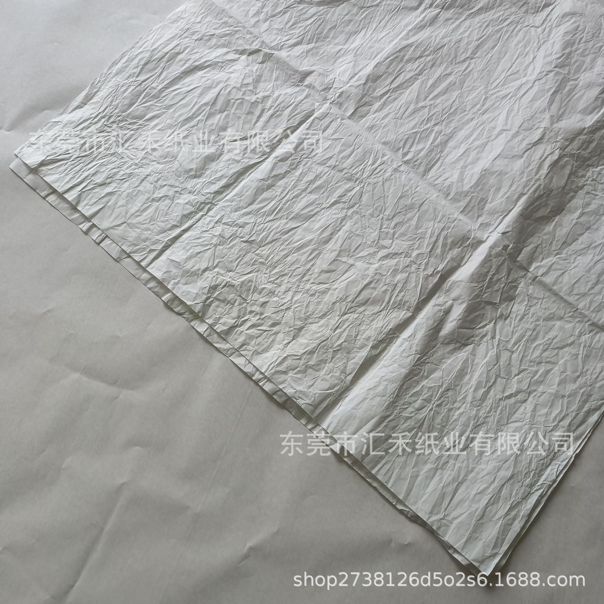 Papel de frotación a mano y papel arrugado, papel teñido de flores, material de flores, papel de textura, ramo de flores de papel plegado a mano, boda