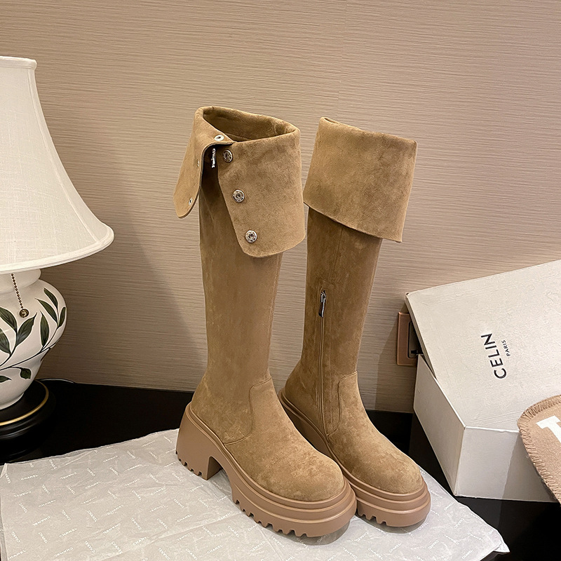 レトロな西部の靴の女性の冬のベルベットの膝のブーツの茶色のブーツの雪のブーツの騎士のブーツのギャルの長い筒