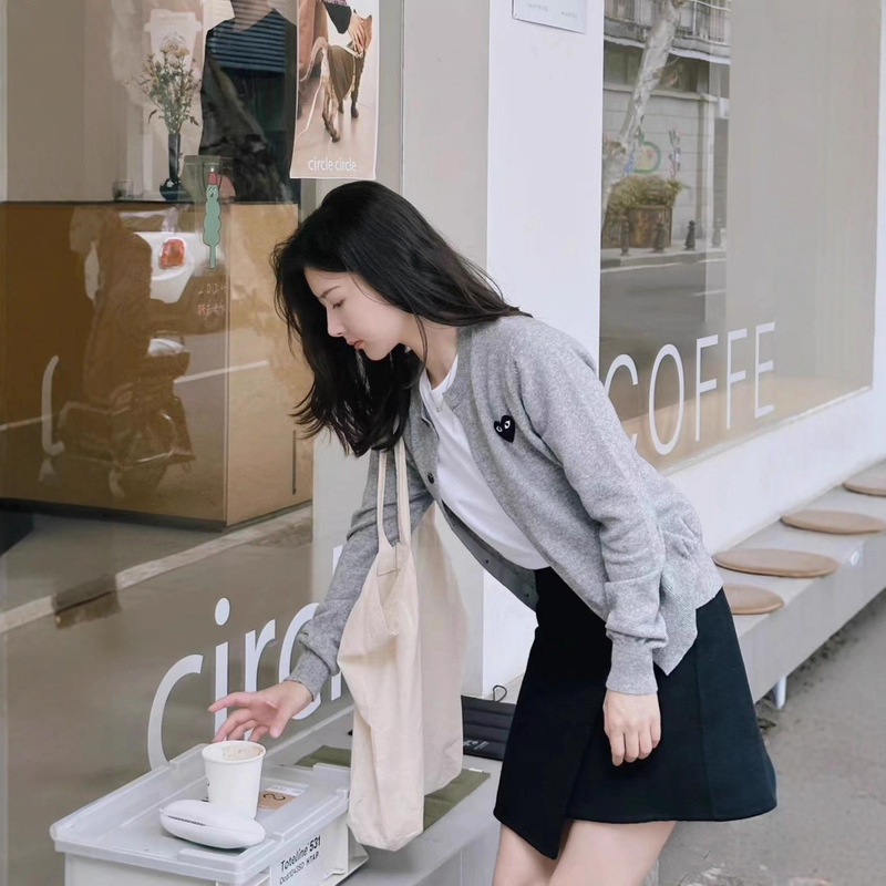 Japanese-Style Comme Des Garçons Heart Embroidery Women's Round-Neck 100% Wool Knit Cardigan Rei Kawakubo Long-Sleeve Sweater