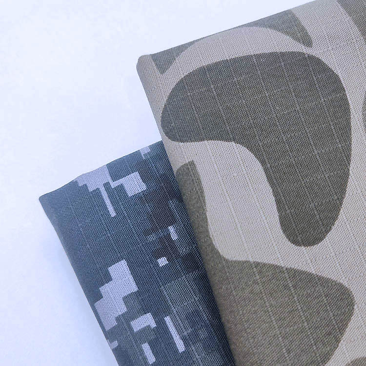 TC 65 / 35 mezcla de tela de camuflaje de impresión de chaqueta activa resistente al desgarro