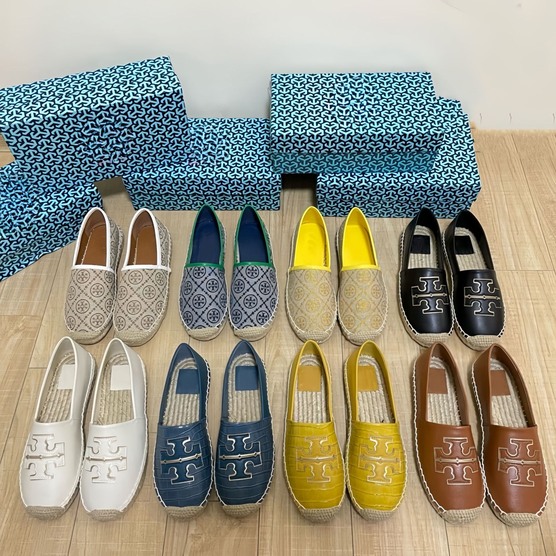 TB渔夫鞋女2025年新款跨境小香风懒人一脚蹬休闲舒适平底圆头单鞋