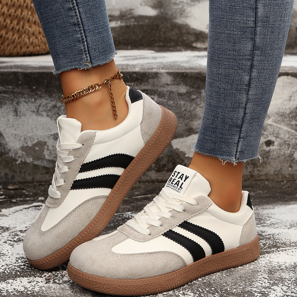 2026 primavera y otoño nuevos zapatos deportivos casuales para mujeres transfronterizos de tamaño grande retro zapatos de entrenamiento alemán zapatos de skate para mujeres transfronterizos europeos y estadounidenses