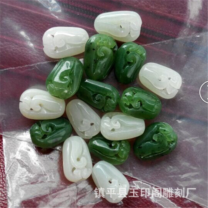 批发和田玉碧玉镂空佛手 散件配件人工手链手串 项链配饰散珠