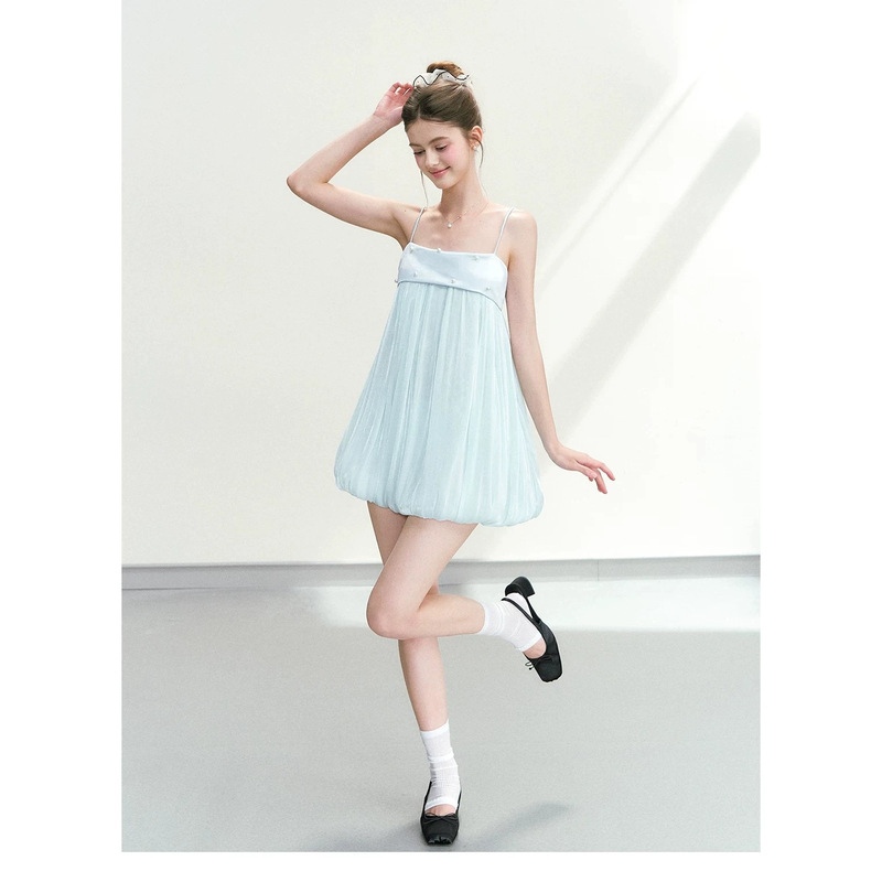 Sweet and youthful blue suspender dress, loose and drapey, summer holiday style, elegant bud dress for women 10522 Sweet and youthful blue suspender dress, loose and drapey, summer holiday style, elegant bud dress for women 10522