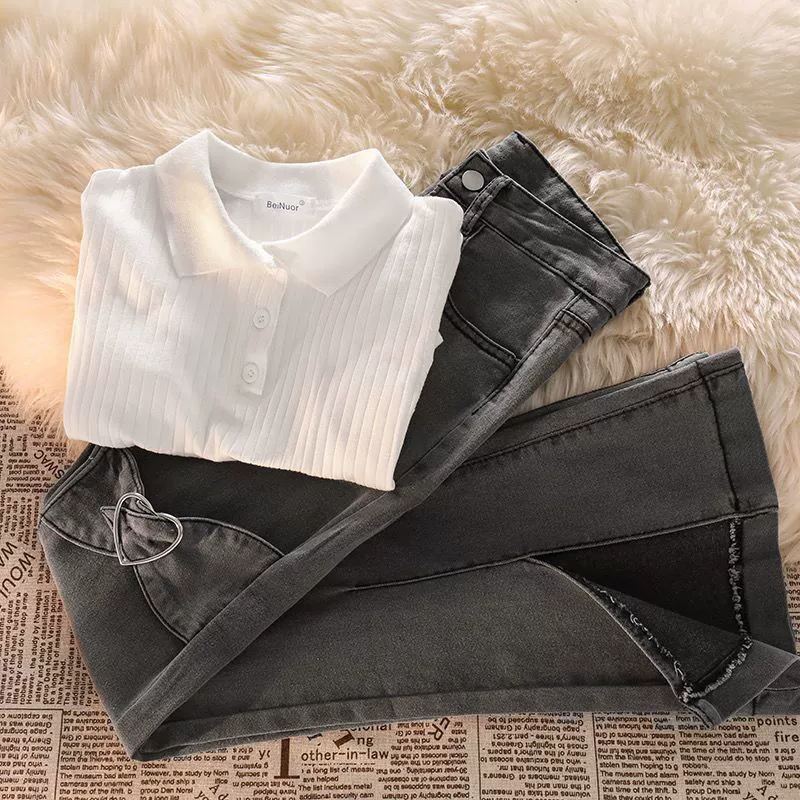 Short set, knitted denim flared trousers, polo collar