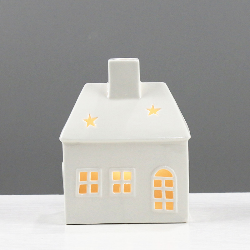 Navidad creativa pequeña casa decoración hueco luz de la noche decoración Comercio exterior europeo exportación artesanía fábrica ventas directas