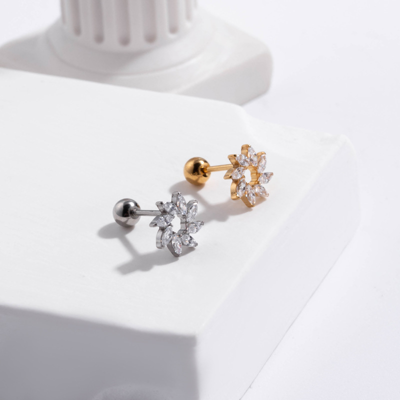 Snake Pattern 1 Piece 316L Stainless Steel Copper Zircon Ear Cartilage Rings & Studs Snake Waterproof Non Tarnish Surgical Steel Women'S