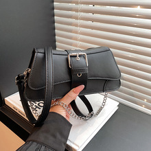 2024冬季新款女包网红链条个性单肩包韩版通勤斜挎包流行包包女