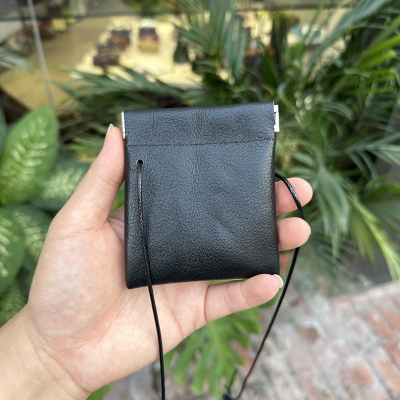 New mini genuine leather self-closing storage bag, top-grain cowhide neckband earphone coin holder lipstick pouch