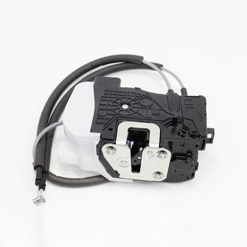 814102S000 is suitable for the left rear door lock actuator lock assembly of Hyundai vehicles - Tucson IX35