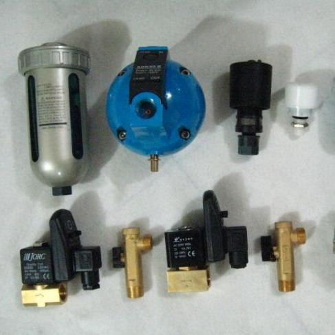 英国多明尼克过滤器排水器 HDF-120/A