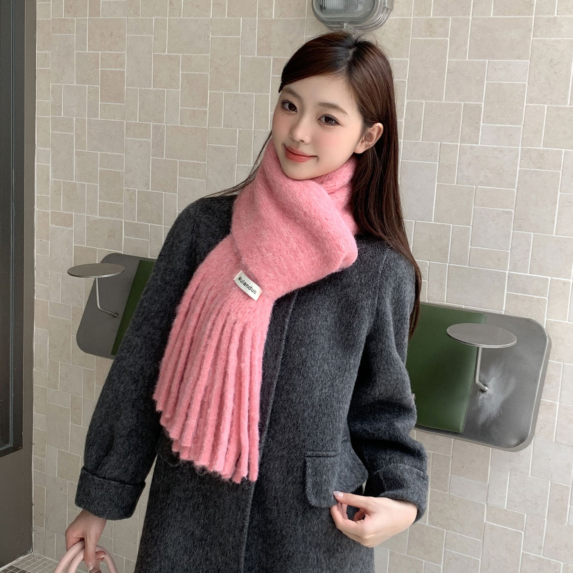 2024 nuevo invierno de alta calidad sensación de color sólido versátil bufandas de lana de cachemira de moda femenina coreana larga bordilla guillot