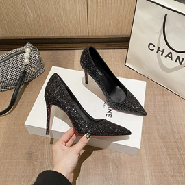 女式时装单鞋;女式皮靴;高跟凉鞋