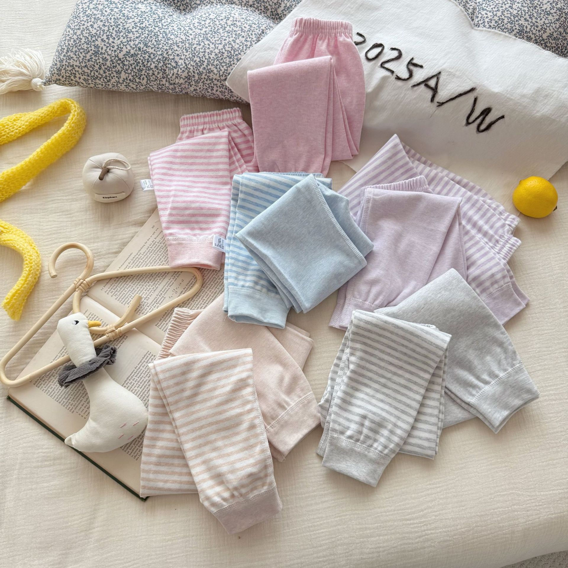 Pantalones de pijama para niños primavera y otoño pantalones caseros de niños pantalones transpirables de algodón niñas dos pantalones leggings de niños
