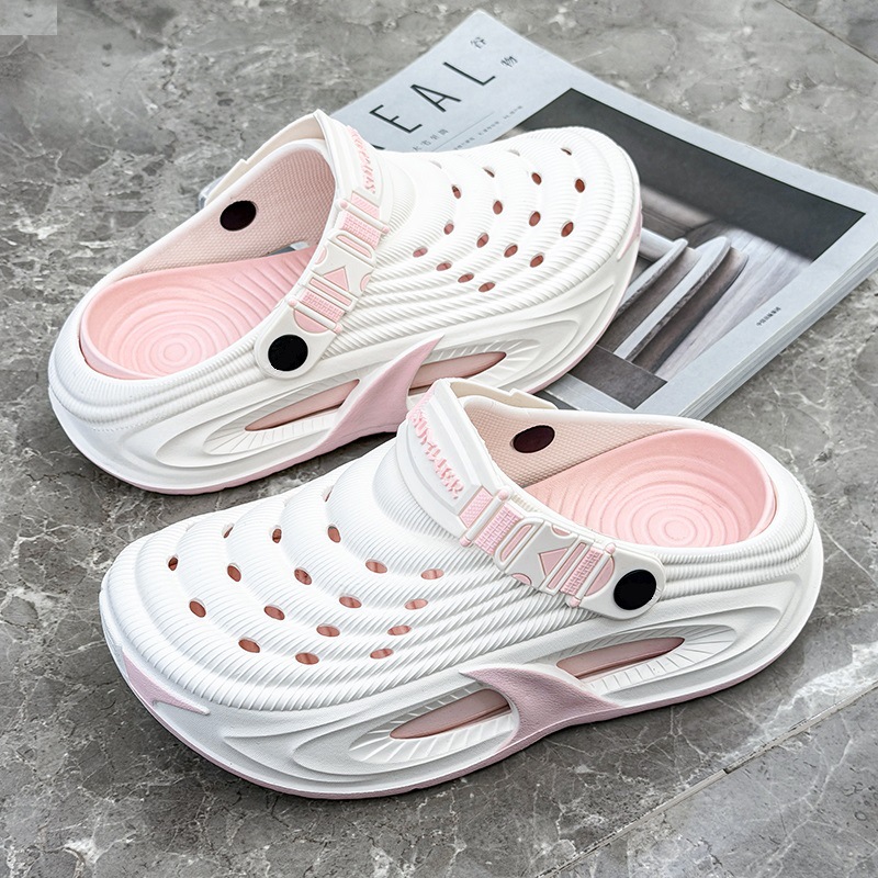 Croc-style Cross-border Large Size Summer New Men's Outdoor Beach Shoes Fashionable Indoor Operating Room Closed-toe_voghion.com