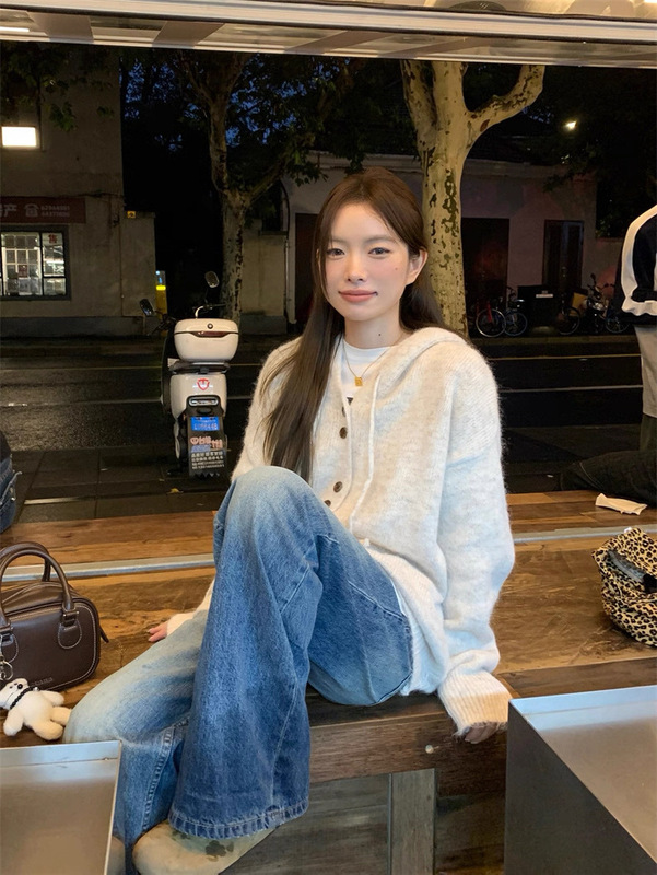 韩系甜美减龄单排扣连帽针织衫秋季2025新款软糯加厚宽松显瘦上衣|undefined