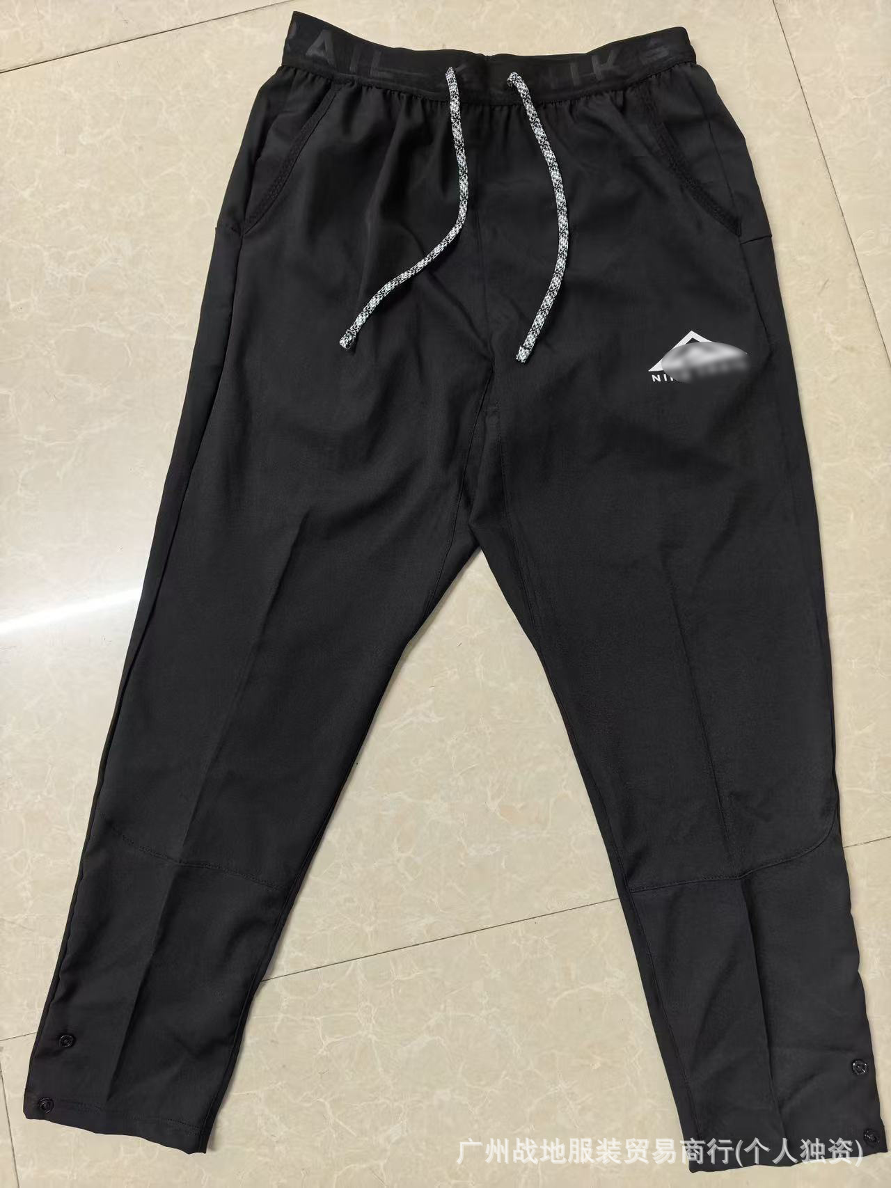 Explosión transfronteriza de un tipo idéntico de tecnología de prevención de tres secado rápido tela casual tela cremallera deportiva de protección solar pantalones de hombre