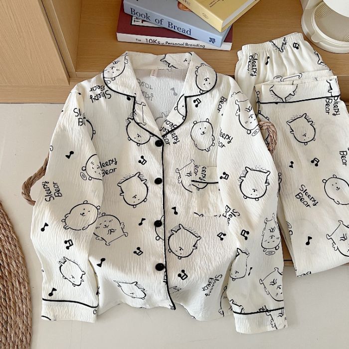 Pijamas de algodón nubes al por mayor transfronterizos mujeres primavera y otoño manga larga lindos cardigans de dibujos animados sueltos con solapas ropa de hogar se puede usar fuera