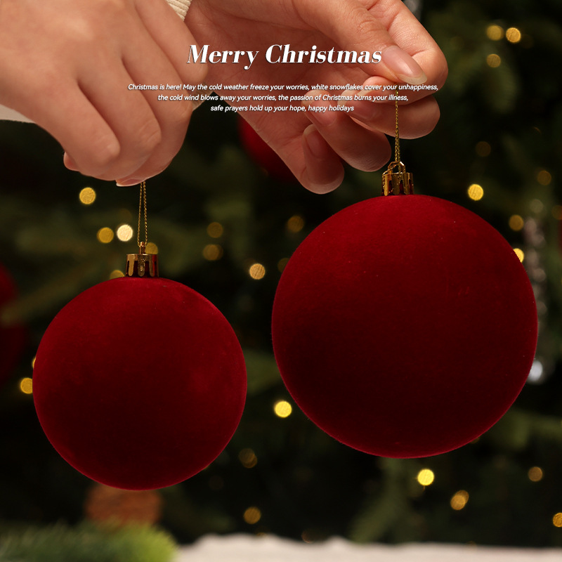 Decoraciones navideñas transfronterizas flocado bolas rojas de Navidad colgantes de árbol de Navidad atmósfera de vacaciones diseño de escena image 1