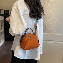 ��ڴ��r�����eţ�򲼰���2026�¿��R����ɫ�ٴ��p��μ�б���Ů