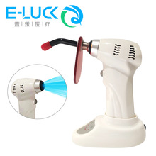 �����¿�LED��̻��C�a����ʽ��̻��C �X�Ɣ��@������7W�����{��