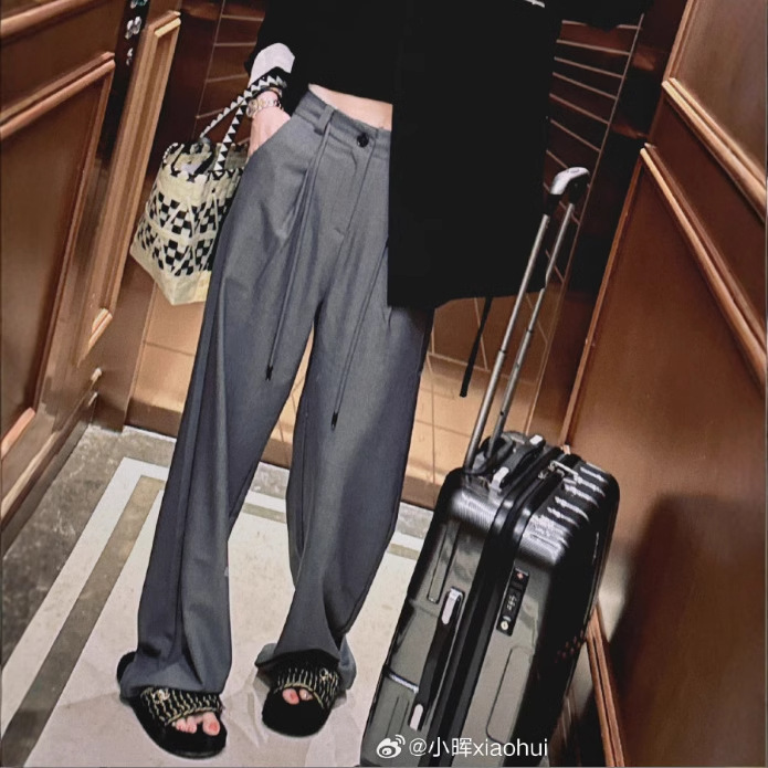 Niche designers! Acetic Acid Dosing Straight Straight Edge Wide-leg Pants Women's Drawstring Loose All-match Casual Pants Niche designers! Acetic Acid Dosing Straight Straight Edge Wide-leg Pants Women's Drawstring Loose All-match Casual Pants