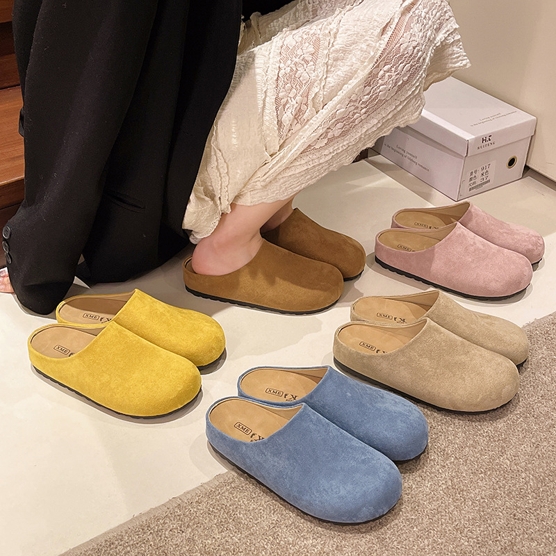 2025 Spring/Summer New Casual Thick-Soled Slippers, Flat Slip-On Closed-Toe Retro Half-Slippers For Women_voghion.com