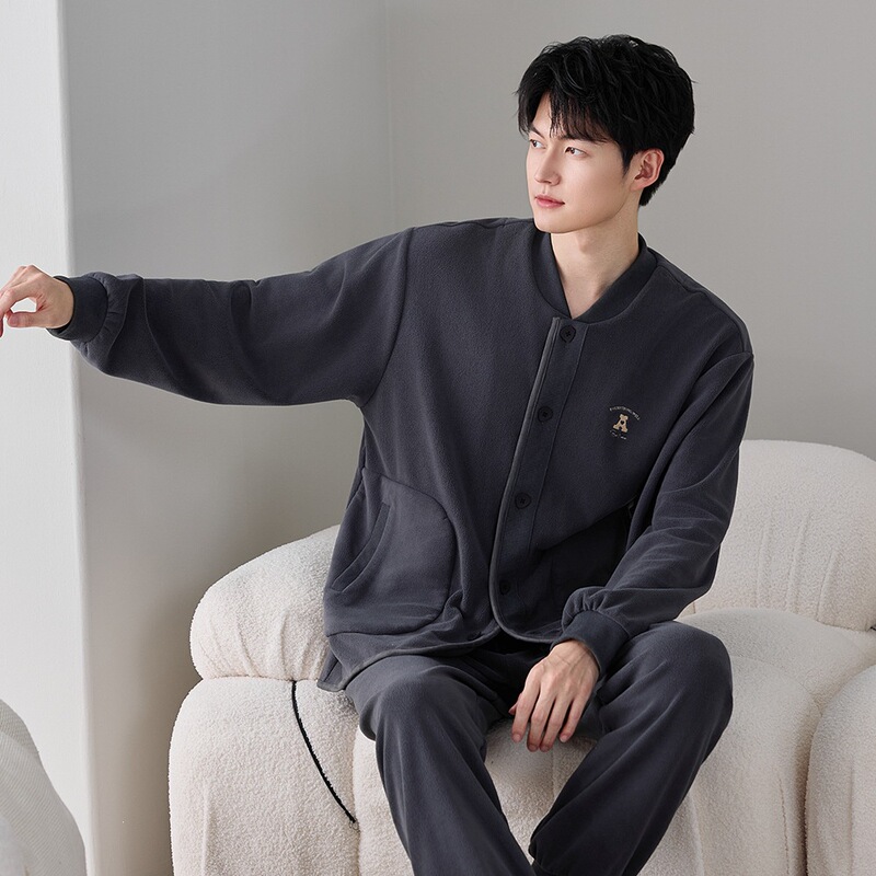 Couple's fleece men's pajamas, winter warm cardigan, long-sleeved loungewear, simple and casual, skin-friendly, soft, and can be worn as outerwear Couple's fleece men's pajamas, winter warm cardigan, long-sleeved loungewear, simple and casual, skin-friendly, soft, and can be worn as outerwear