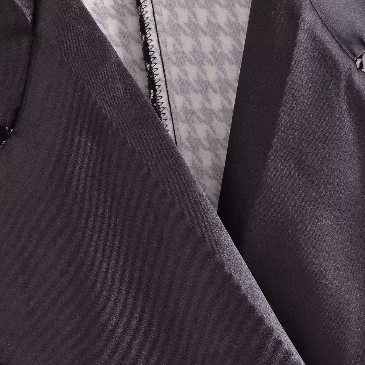 Autumn winter new British style lapel with black white checkered temperament, casual and versatile, medium to long_voghion.com