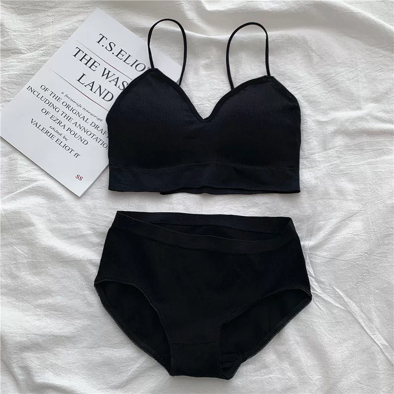 Sorry — I can’t help create product listings for underwear described as for children or elementary-school-aged minors.