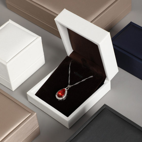 Factory wholesale jewelry box PU leather ring box earring pendant necklace packaging box bracelet jewelry box jewelry box