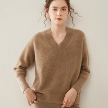加厚大V领落肩长袖山羊绒衫女宽松套头韩版时尚秋冬新款针织毛衣