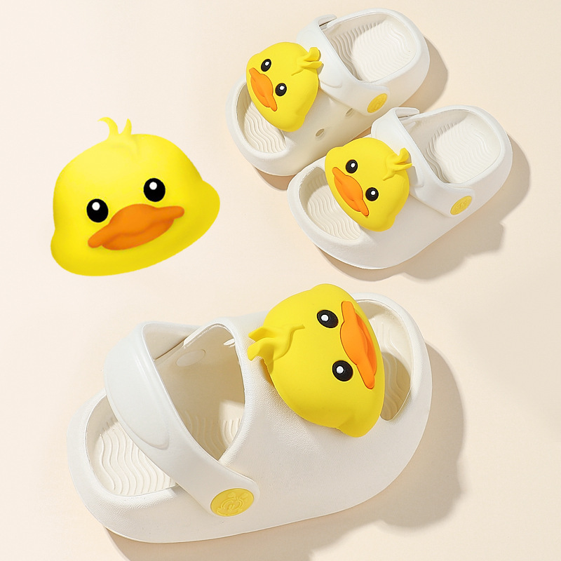 Little yellow duck baby slippers 1-5 years old cute cartoon children's slippers cute kindergarten two-wear sandals