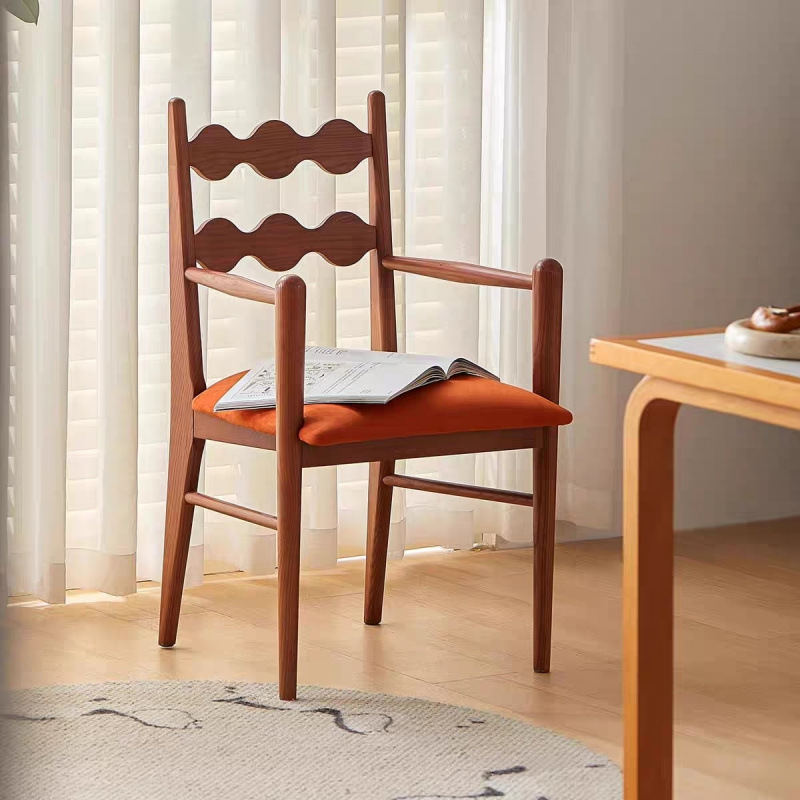 French Simple Home Middle Ancient Dining Chair Nordic Chair Solid Wood Light Luxury Vintage Designer Casual Backrest Chair