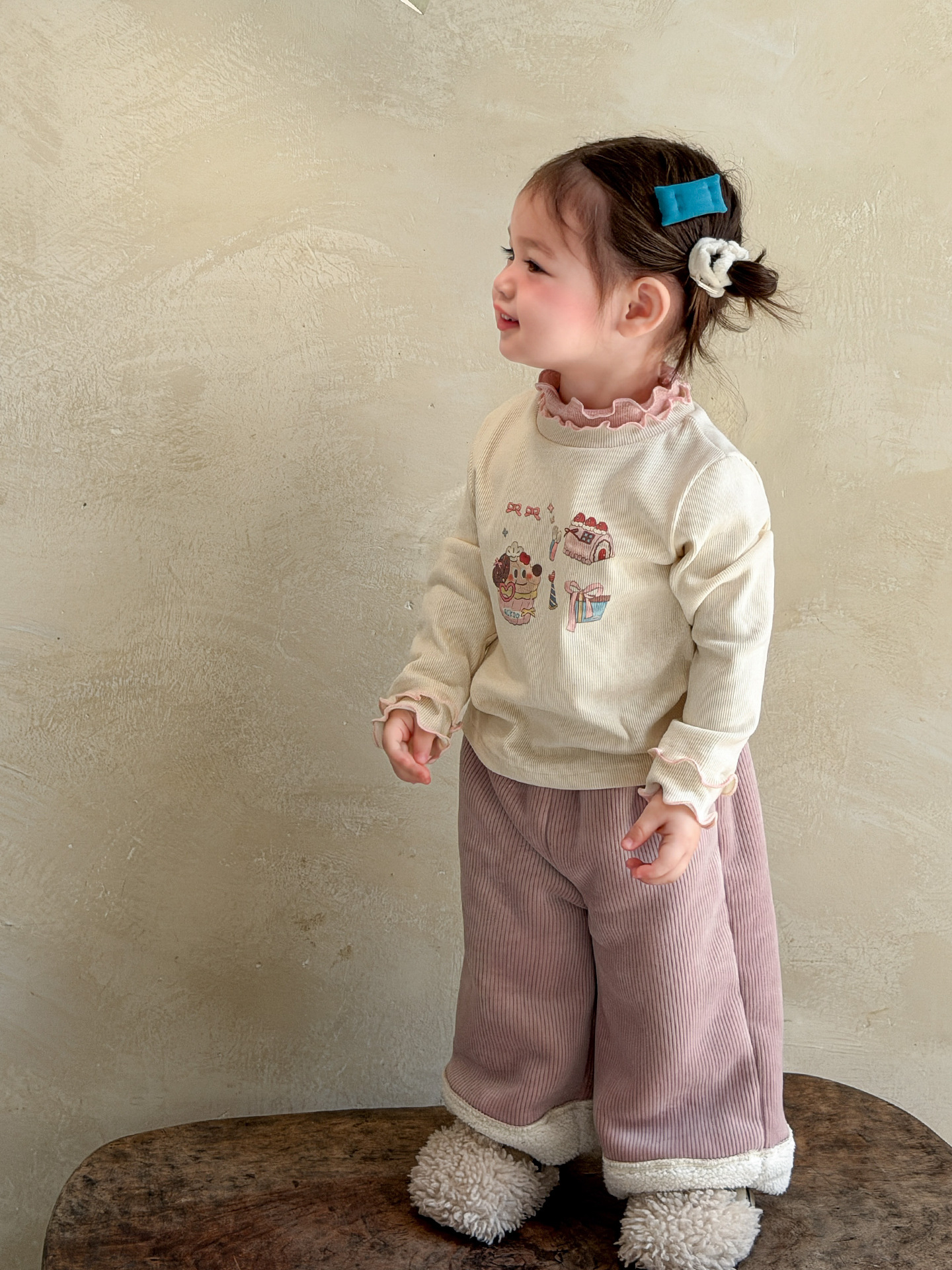 Sugar Pear ropa infantil camiseta de base para niñas 2025 otoño y invierno medio cuello alto para niños camiseta de manga larga con la parte superior ropa de bebé