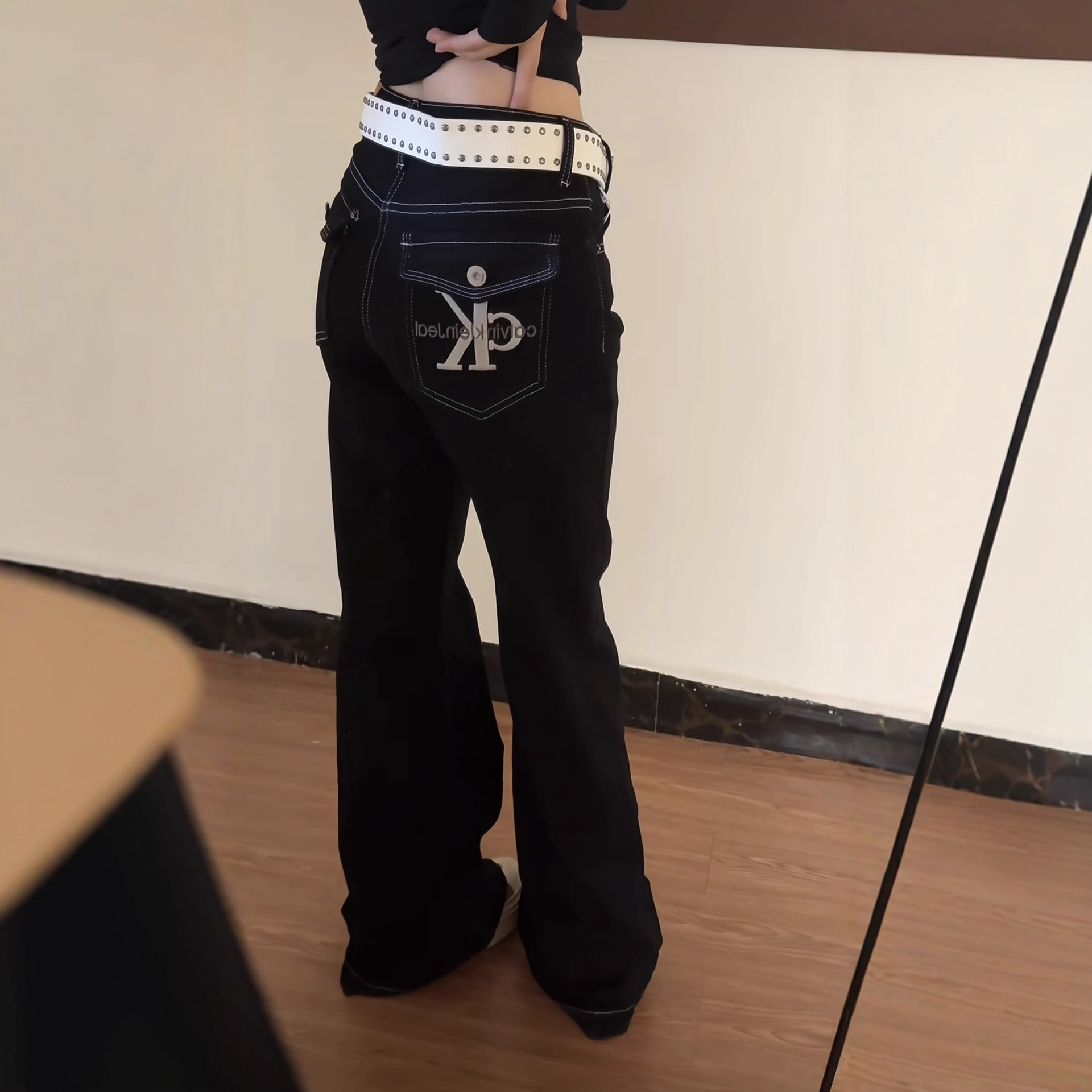 C* New Hot Girl High-End Embroidered Letters Fleece-Lined Warm Bootcut Jeans for Women with Belt to Look Slim and Versatile