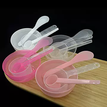 Wholesale plastic PP mask bowl gel soft film tool four-piece set mask stick measuring spoon DIY suit beauty tools