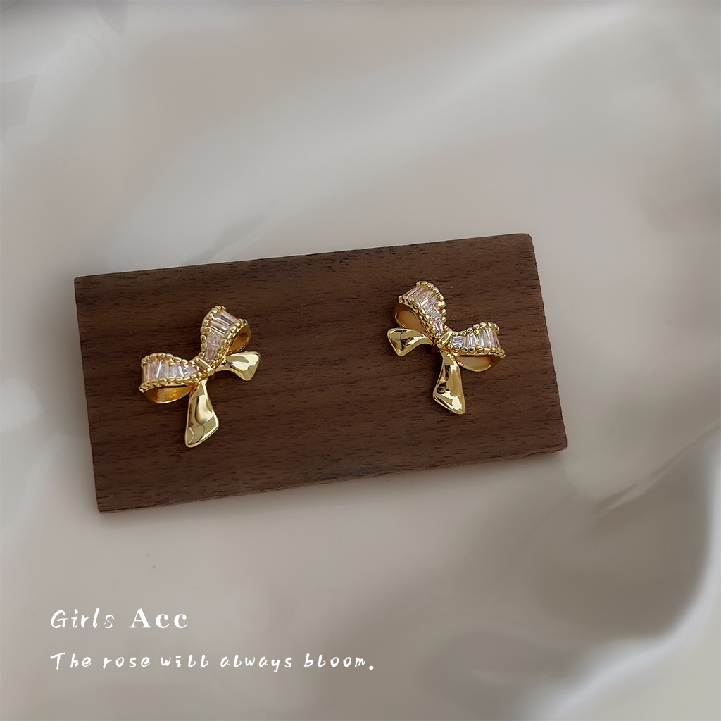 未标题-1_0010_耳语场景新水印 拷贝 10.jpg