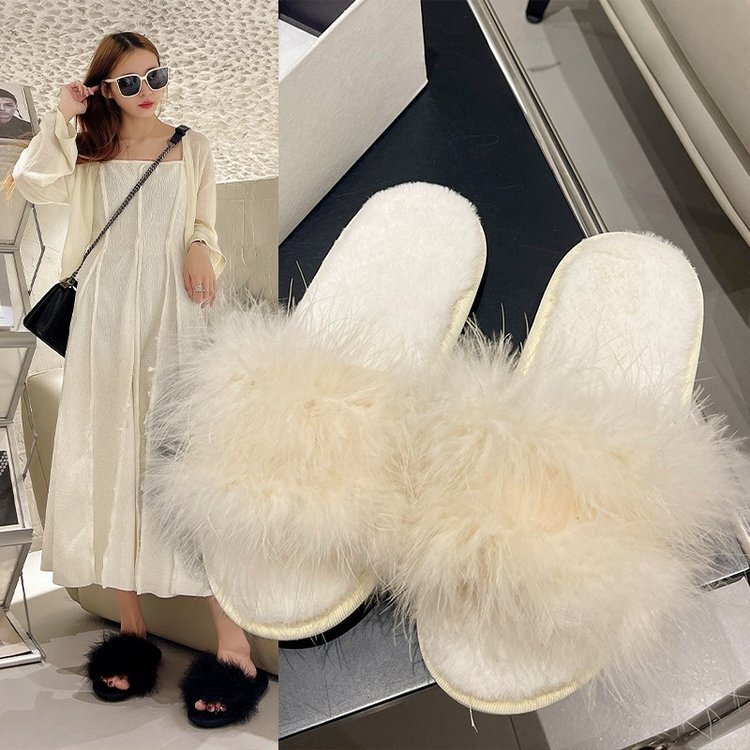 Ostrich Hair Women's Fluffy Slippers with Velvet and Cotton Warm Women's Home Cotton Slippers Autumn and Winter New Foreign Trade Women's Slippers Ostrich Hair Women's Fluffy Slippers with Velvet and Cotton Warm Women's Home Cotton Slippers Autumn and Winter New Foreign Trade Women's Slippers